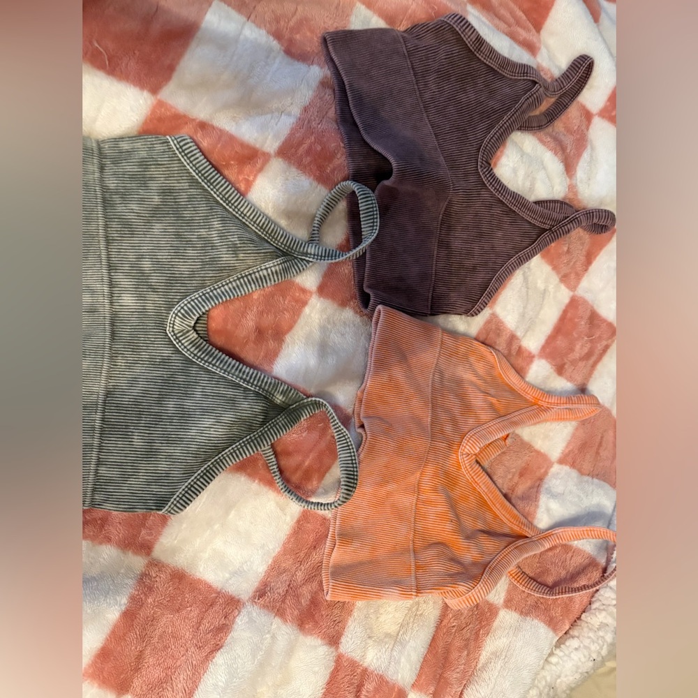 Never Worn 3 pack Ribbed cropped tops